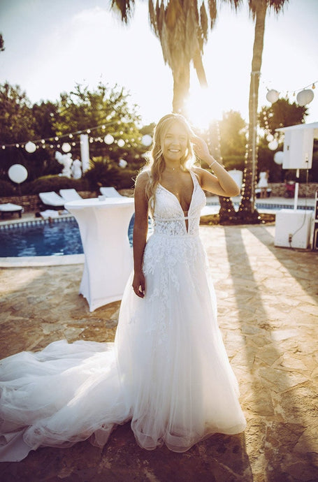 YouTube star Dagi Bee says yes in a wedding dress from our store