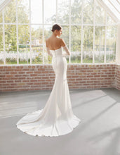 Load image into Gallery viewer, Alberto Palatchi - Modell Tove
