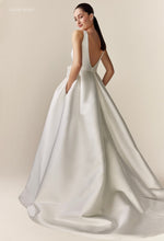 Load image into Gallery viewer, Jesus Peiro - 2539
