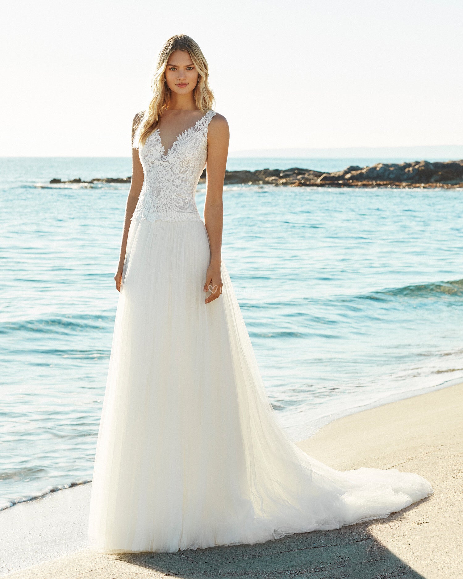 Aire shop beach wedding